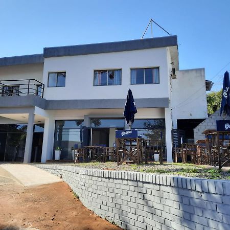 Tajy Iguazu Hotel Пуерто-Іґуасу Екстер'єр фото