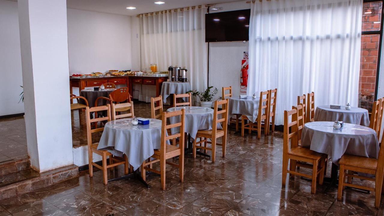 Tajy Iguazu Hotel Пуерто-Іґуасу Екстер'єр фото