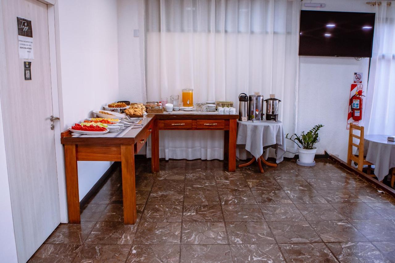 Tajy Iguazu Hotel Пуерто-Іґуасу Екстер'єр фото